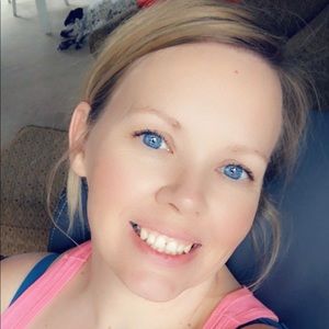 Meet your Posher, Kim